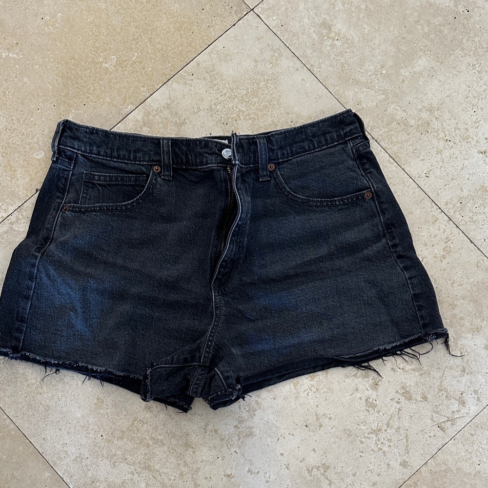 Universal Thread Black Jean Shorts